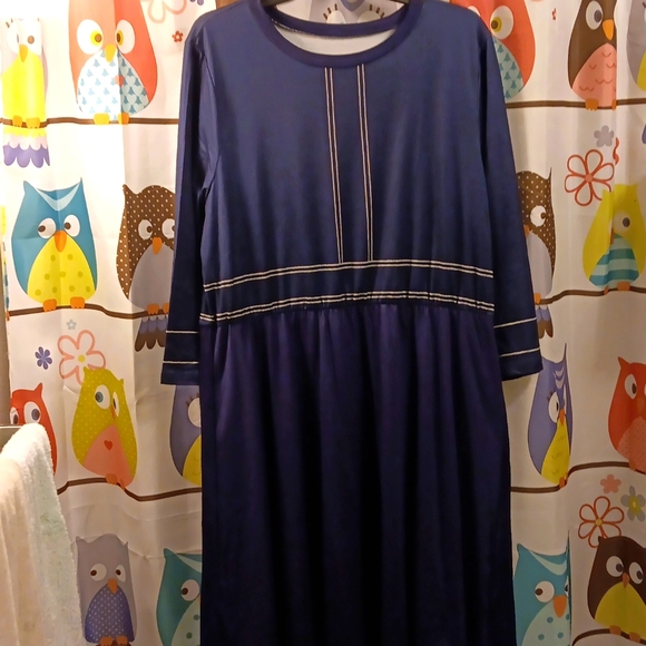 SHEIN Dresses & Skirts - Shein Navy Blue 3/4 Sleeve Knee Length NEW!